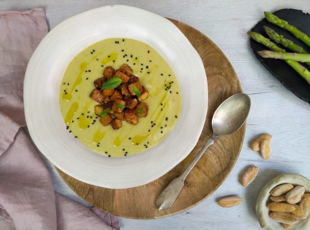 Tempeh con crema de verduras